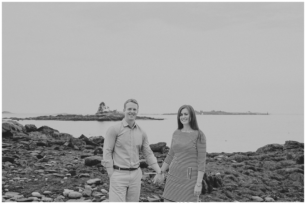 lindsay and brendan maine engagement session boothbay harbor_0001