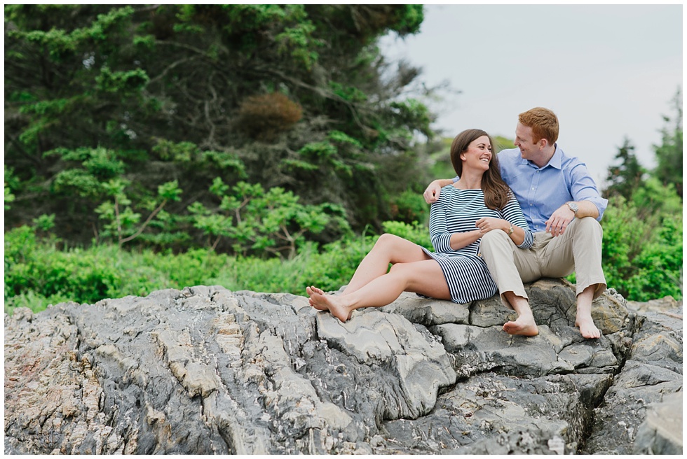 lindsay and brendan maine engagement session boothbay harbor_0005