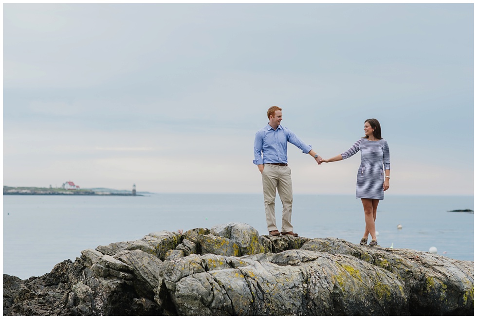 lindsay and brendan maine engagement session boothbay harbor_0009