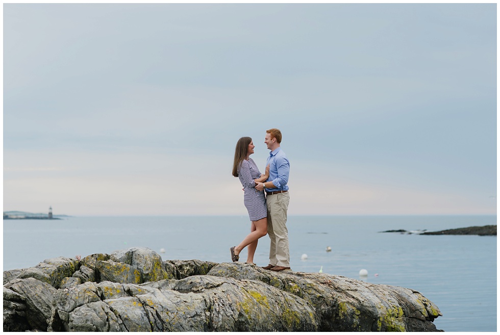lindsay and brendan maine engagement session boothbay harbor_0010