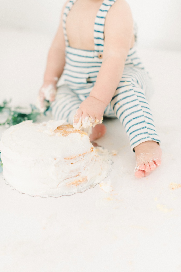 Maine Fine Art Baby Photographer Cake Smash